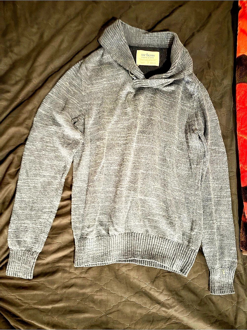 Urban Pipeline Gray Turtleneck Sweater Size Medium
